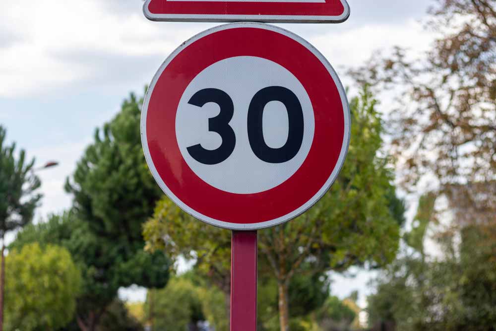 30 km/h en ville